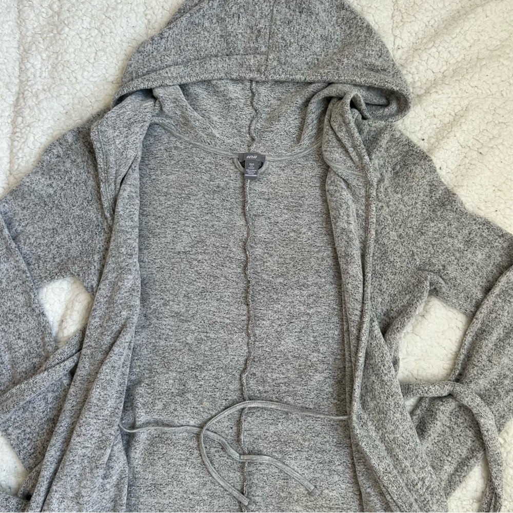 AERIE Comfy Gray Hooded Cardigan with Belt - Picture 9 of 15